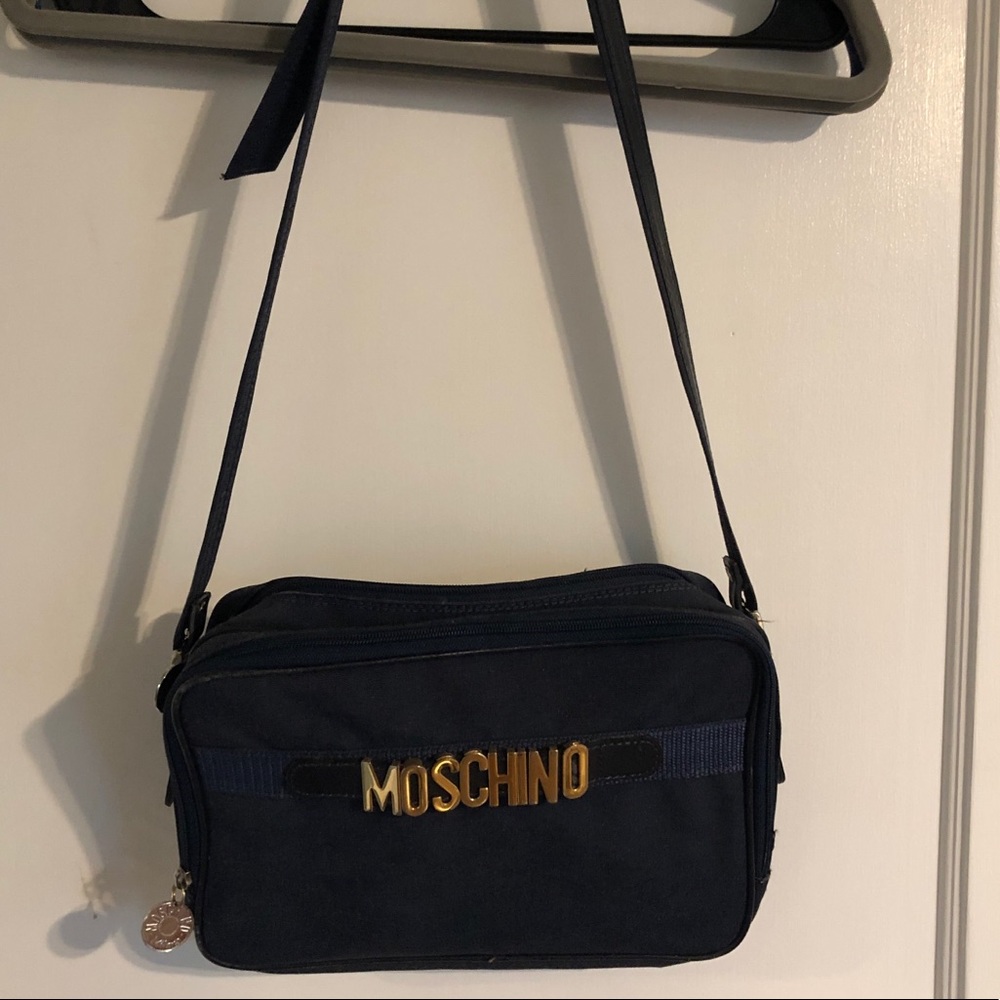 NAVY AND GOLD VINTAGE MOSCHINO CROSSBODY BAG - Picture 3 of 5